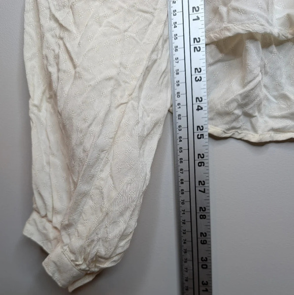 NWT Worthington Creamy White Button Neck  Long Sleeve Peasant Office Blouse M - Picture 8 of 9